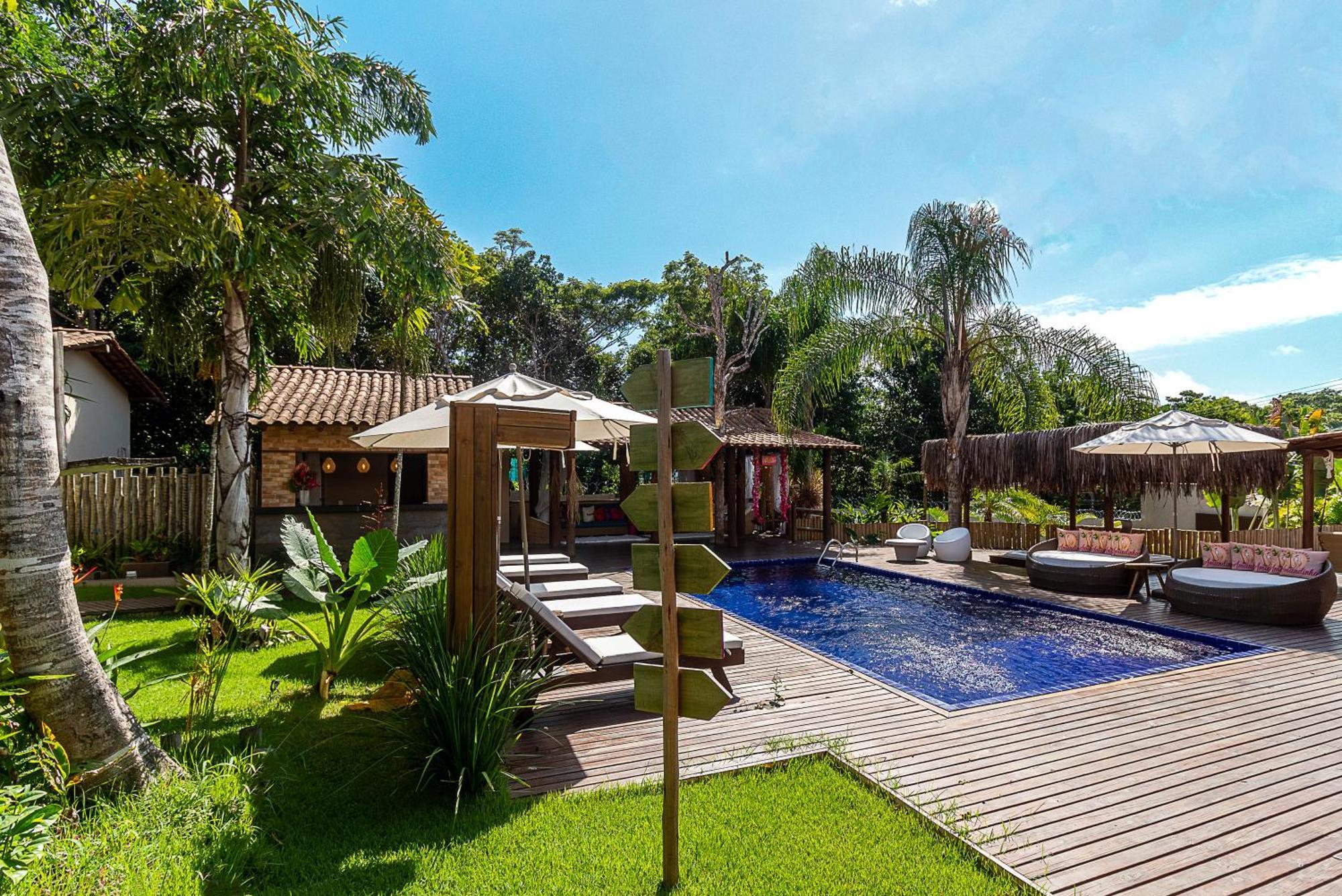 Amandinha Resort *